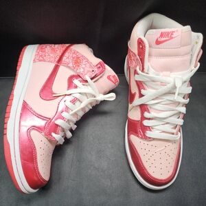 nike dunk high valentine's day 2010